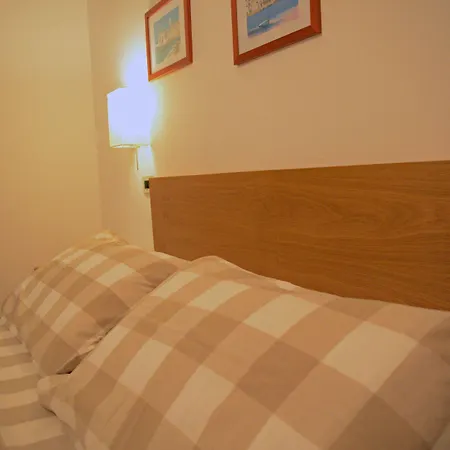 Otel Kinda 3*