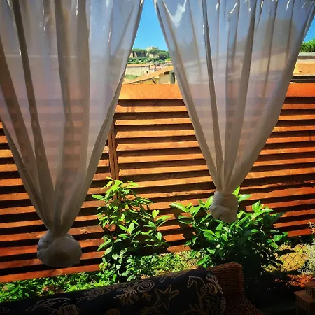 Otel Kinda 3*